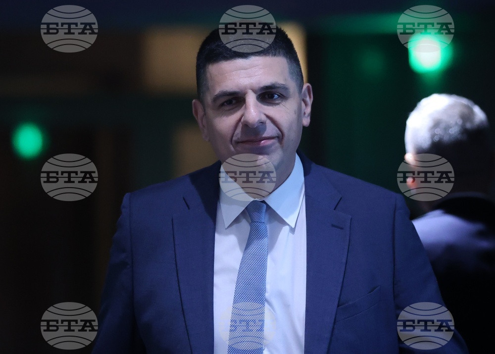 Задълженията за над 2,6 млрд. лв. на "Топлофикация" София са натрупани по време на управлението на ГЕРБ и Фандъкова, написа Ивайло Мирчев
