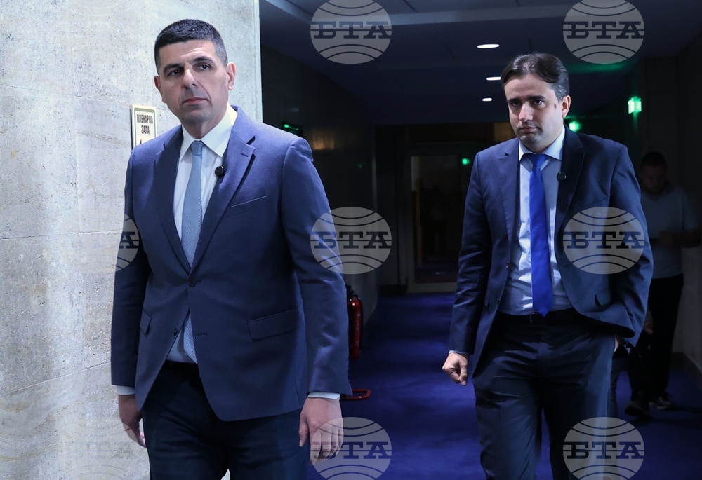 Yes, Bulgaria to Ask Ministers How Often and Why MRF Leader Calls Them, If They Comply