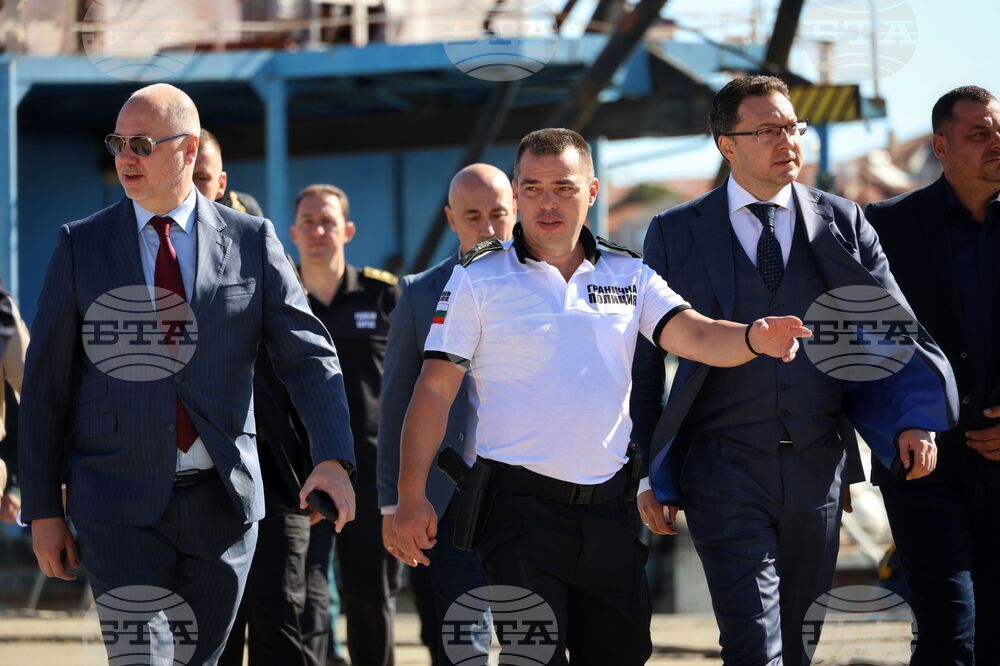 Созопол - База "Гранични полицейски кораби" - Росен Желязков - Даниел Митов - посещение