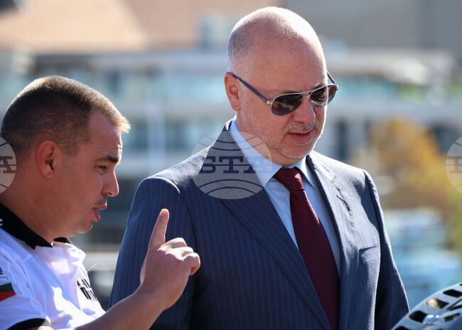 Правителството получи ново доверие, каза премиерът Росен Желязков