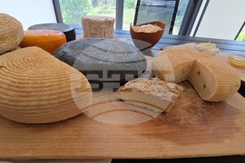 Село Черни Вит - Празник на домашните сирена