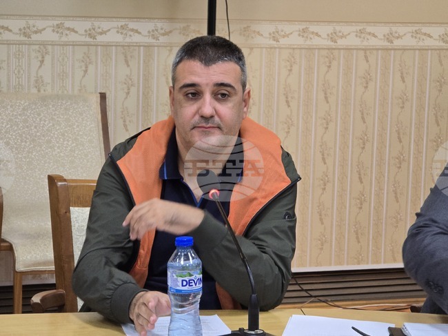 На сондажа до Кожухарската чешма край Плевен вече е поставена помпа и се очакват анализите на водата, съобщи управителят на „ВиК“ – Плевен инж. Климент Тодоров