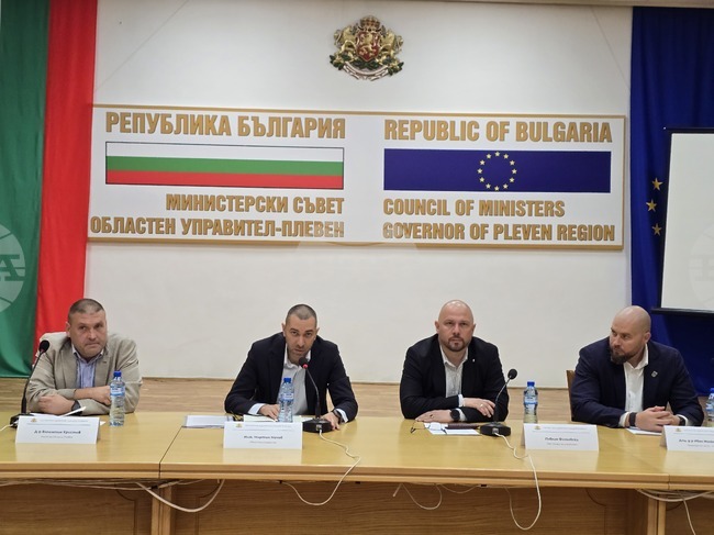 Областният кризисен щаб в Плевен отчете свършеното за последната седмица относно разрешаването на водната криза