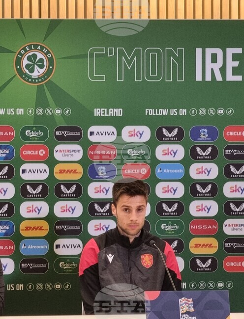 "В Лийдс искаме да печелим всеки мач, опитваме се да пресираме и да бъдем агресивни", обяснява Илия Груев преди мача с Уулвърхямптън