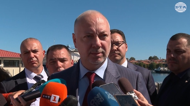 Правителството получи ново доверие, каза премиерът Росен Желязков