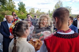 Молдова - Тараклия - Илияна Йотова - ученици - студенти - награди