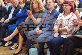 Молдова - Тараклия - Илияна Йотова - ученици - студенти - награди