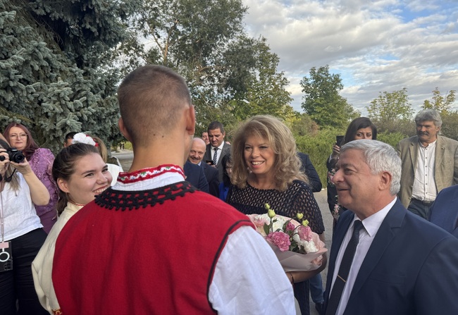 Вицепрезидентът в Тараклия: България е навсякъде, където се чува българска реч и мислите са на български език