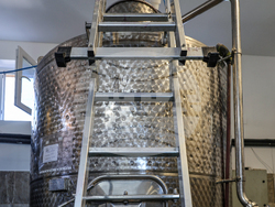 Село Богданица - Семейна винарна "Богданица"