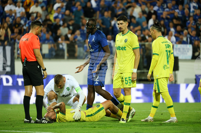 Левски с искане за достъп до ВАР-аудиото на мача с Лудогорец