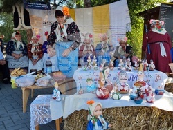 Молдова - Тараклия - Илияна Йотова - етнофестивал - откриване