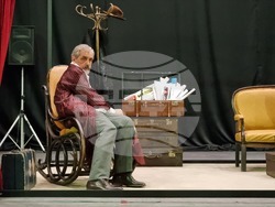 Ямбол - „За кого се вдига завесата“ - нов театрален спектакъл