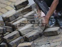 Народно събрание - жълти павета - пренареждане