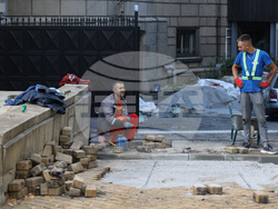 Народно събрание - жълти павета - пренареждане