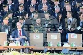 Сърбия - военен парад