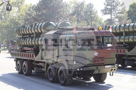 Сърбия - военен парад
