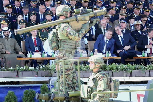 В Сърбия се проведе военен парад под името "Силата на единството"