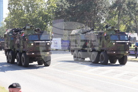 Сърбия - военен парад