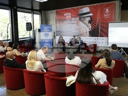 Варна - списание ЛИК „Царете на смеха на 100“ - представяне