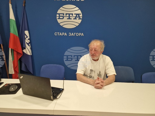 Трябва да бъдем отговорни към театъра, каза актьорът Христофор Недков пред БТА