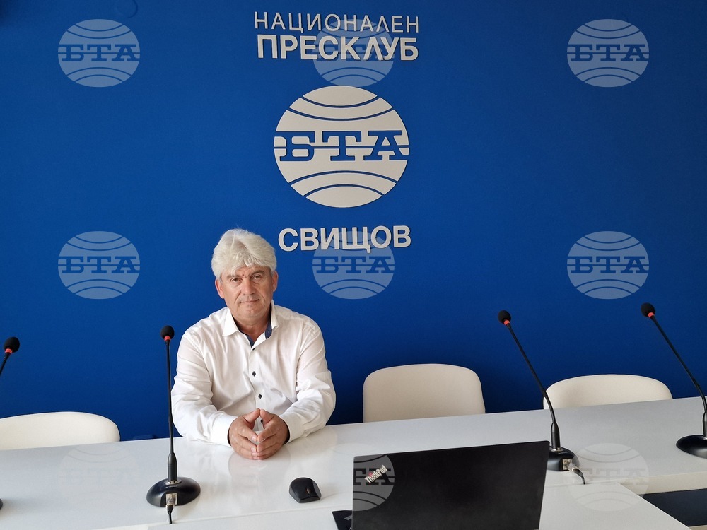 Парцалев и Калоянчев бяха виновниците да се запаля по театъра, каза ръководителят на актьорска трупа Альоша Кушлов в Свищов