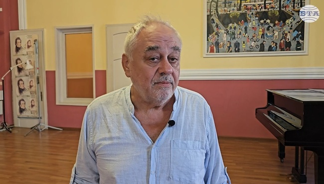 Георги Калоянчев изпипваше всеки детайл и имаше усет към това, което „взривява“ публиката, каза за БТА актьорът Венцислав Петков