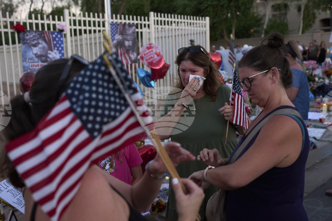 Тръмп и Ванс ще говорят на помена на десния активист Чарли Кърк