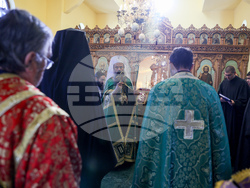 Празнична Света литургия - Патриарх Даниил