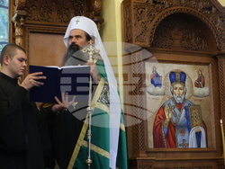 Празнична Света литургия - Патриарх Даниил