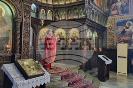 Търговище - храм „Св. Йоан Рилски“ - неделна служба