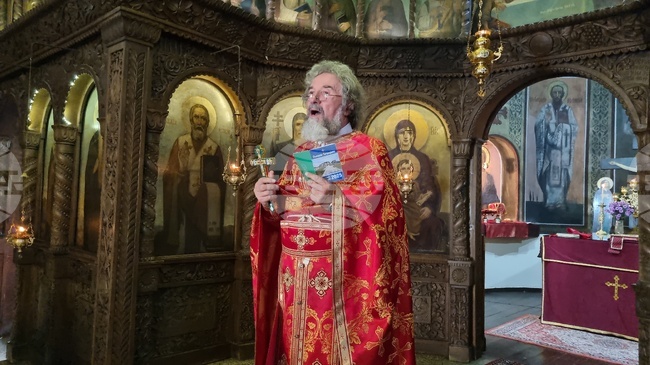 Търговище - храм „Св. Йоан Рилски“ - неделна служба