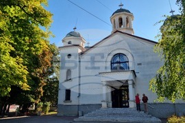 Търговище - храм „Св. Йоан Рилски“ - неделна служба