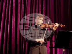 Централен военен клуб - Светлин Русев - концерт