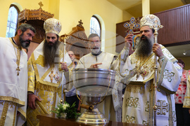 Празнична Света литургия - Патриарх Даниил