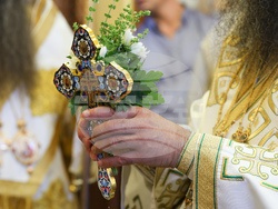 Празнична Света литургия - Патриарх Даниил