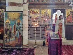 Шумен - храм „Св. Пророк Илия“ - отец Николай - неделна литургия