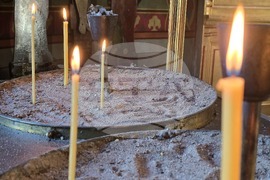 Ловеч - храм „Света Троица” - Ловчански митрополит Гавриил - служба