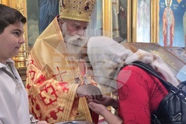 Ловеч - храм „Света Троица” - Ловчански митрополит Гавриил - служба