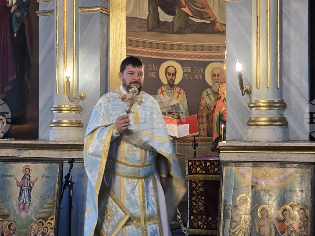 Духовната храна за душата е молитвата, каза отец Милен от плевенския храм „Света Параскева“