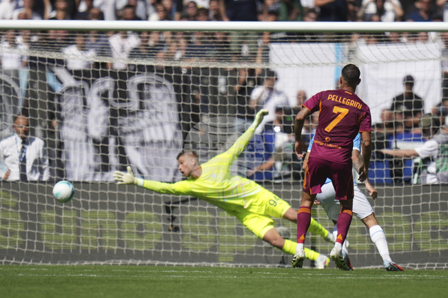 С гол на Пелегрини Рома спечели дербито на Вечния град