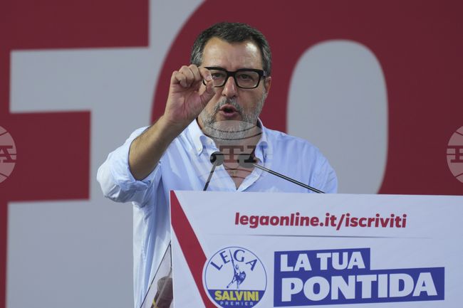 Европейската крайна десница демонстрира единство в Милано срещу Брюксел и имиграцията