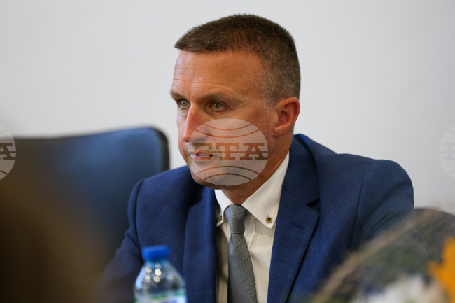 За нас Брижит Бардо ще остане завинаги жената, която превърна Белица в място на надежда, състрадание и ново начало, написа кметът Радослав Ревански