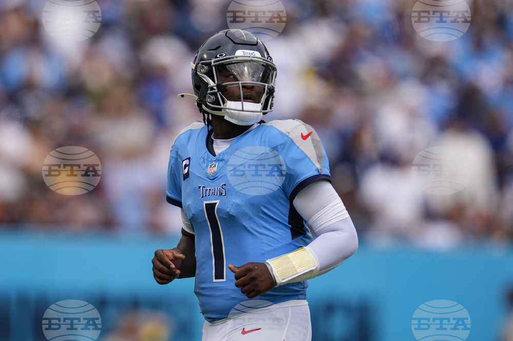 Colts Titans Football