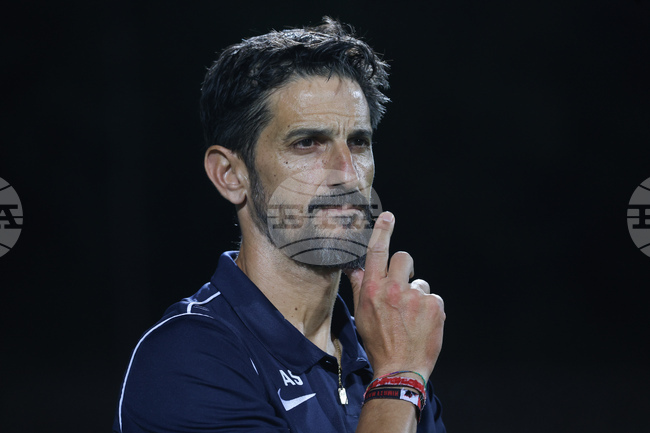 Треньорът на Берое Сагерас: "Отборът ни е в процес на изграждане"