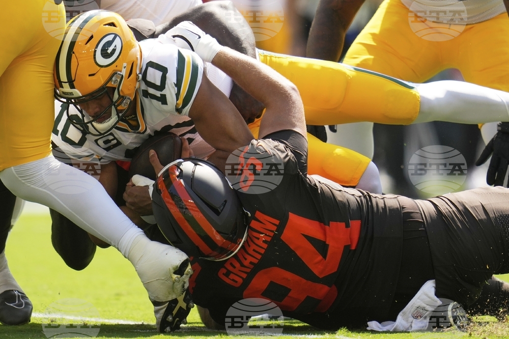 Packers Browns Football