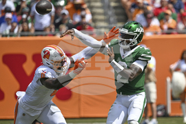 Jets Buccaneers Football