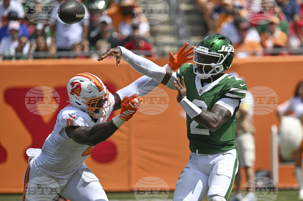 Jets Buccaneers Football