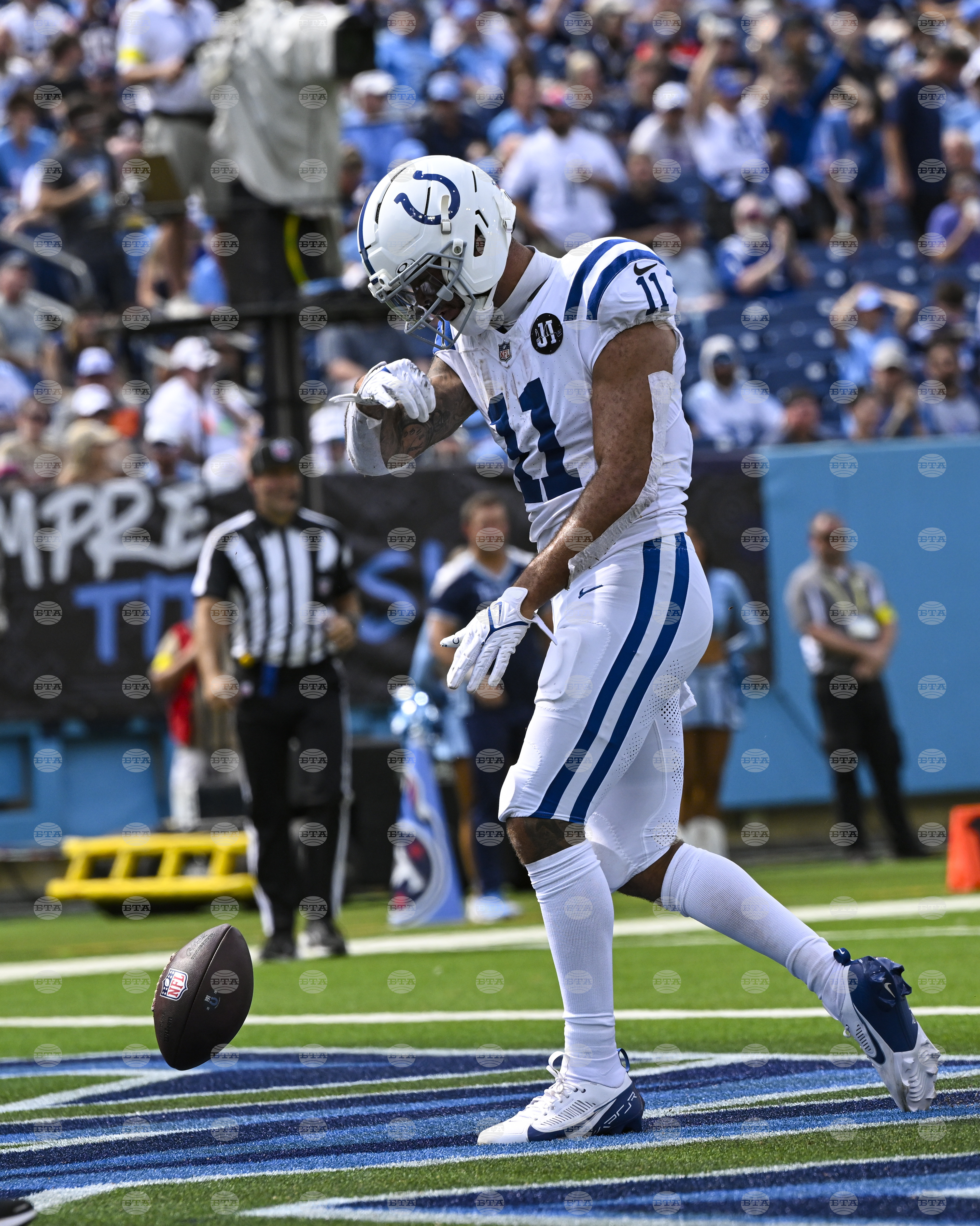 Colts Titans Football