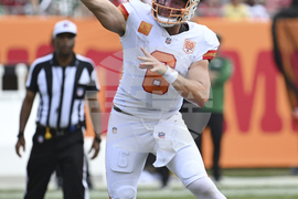 Jets Buccaneers Football