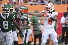 Jets Buccaneers Football